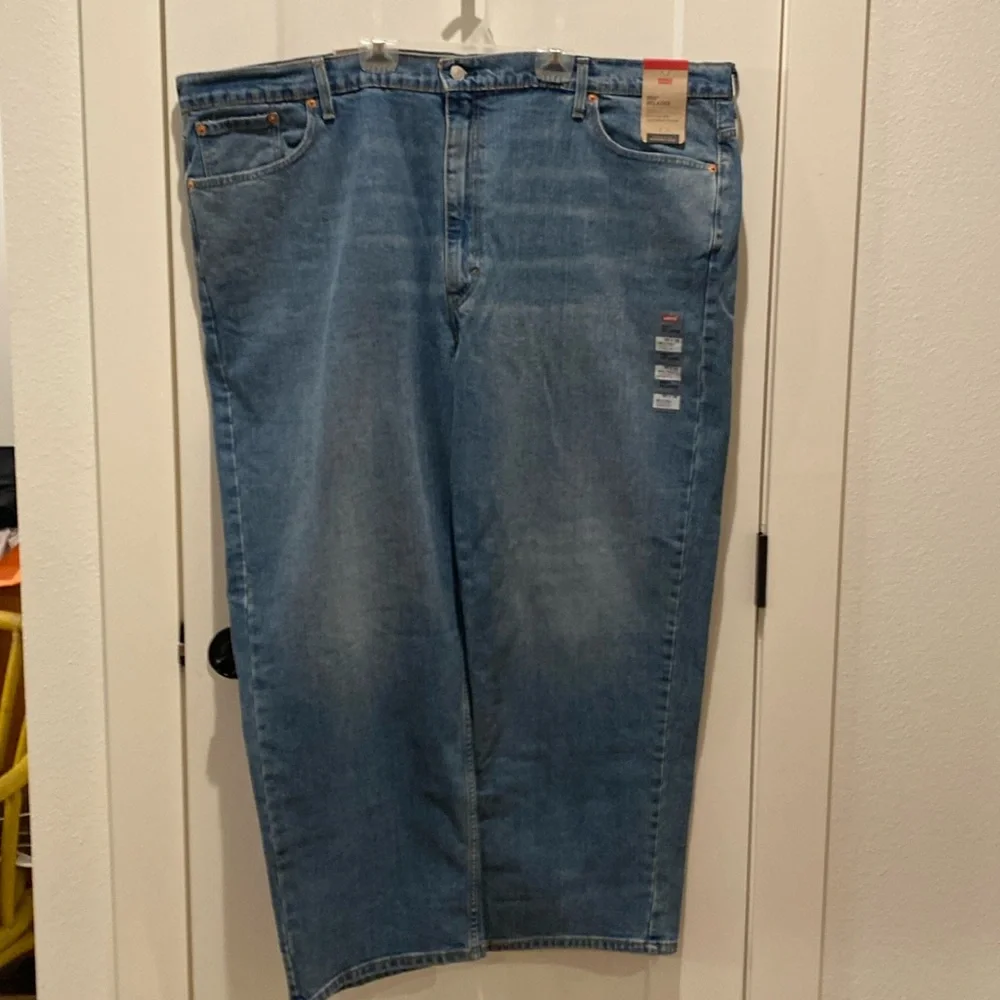 Levi’s Big‎ & Tall 550 Relaxed Jean. Sits at Your Waist, Loose Through the Thigh